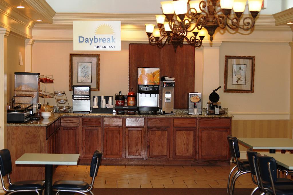 Days Inn By Wyndham Macon I-75 North Exterior foto